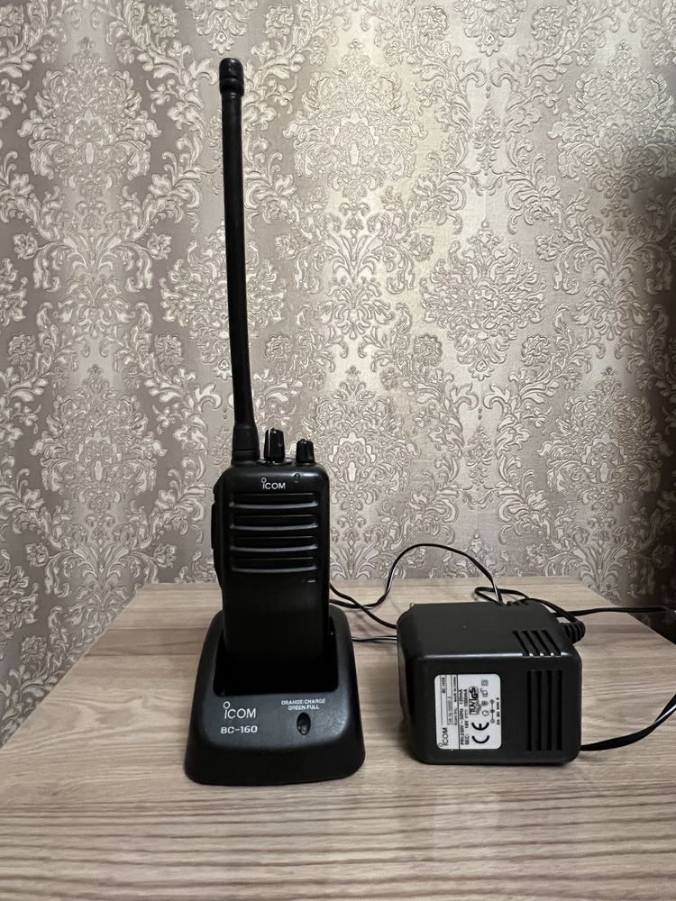 Рация icom/радиостанция