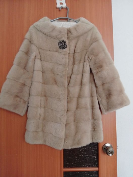 Продам норковую шубу