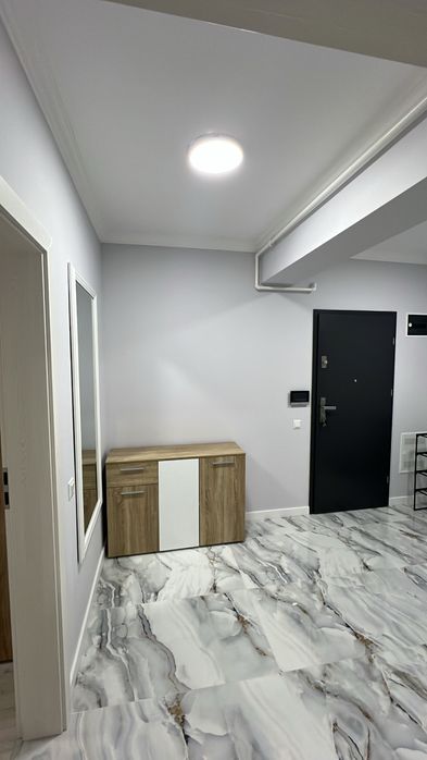 Închiriez apartament două camere,în Bistrița