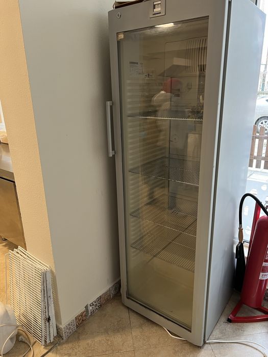 Хладилна витрина Liebherr FKVsl 4112