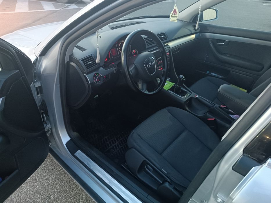 Audi A4 , b7 , 1.6 Benzina