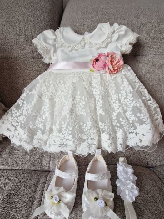Rochite  bebe  botez