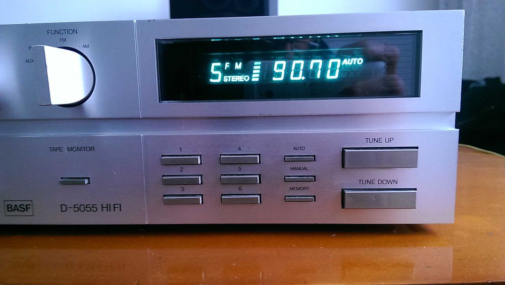 Amplituner / Receiver BASF D-5055