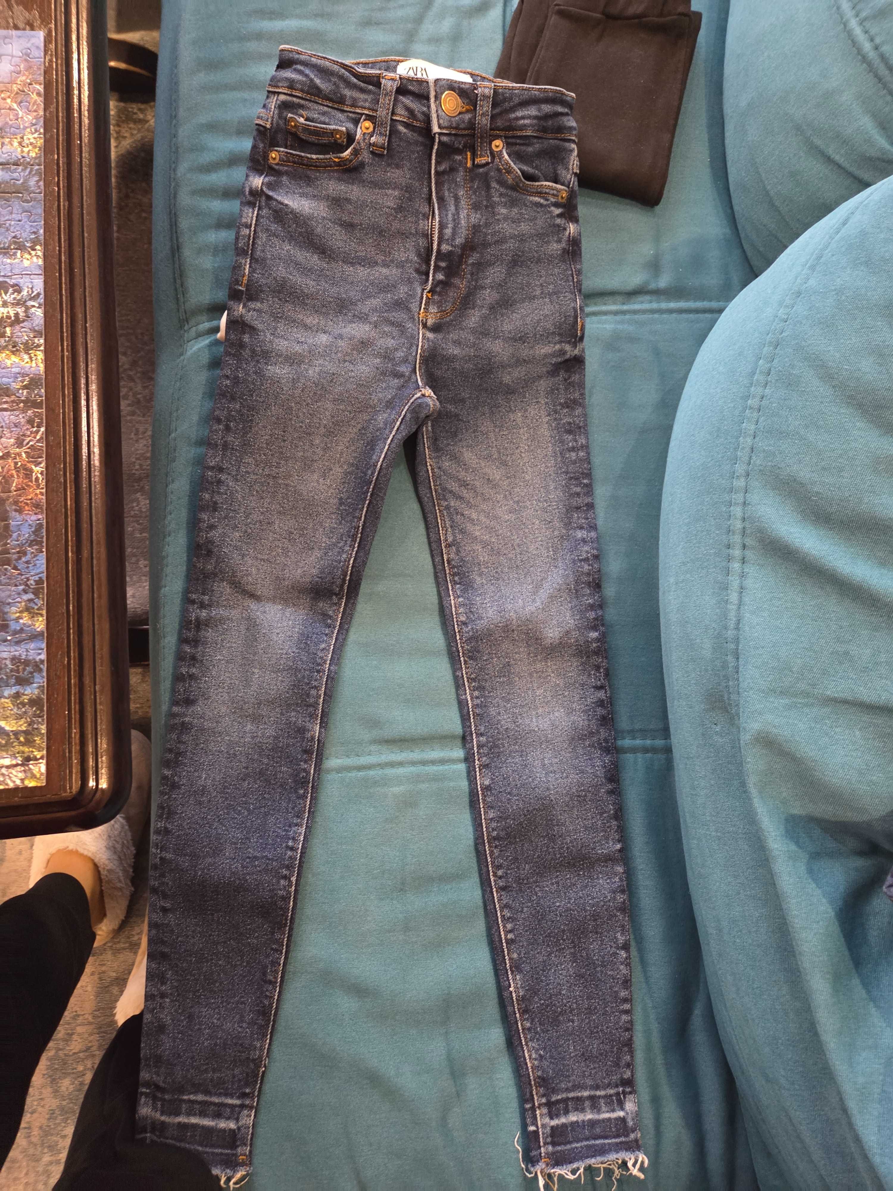 Продавам детски дънки Zara/ HM/ LcWaikiki