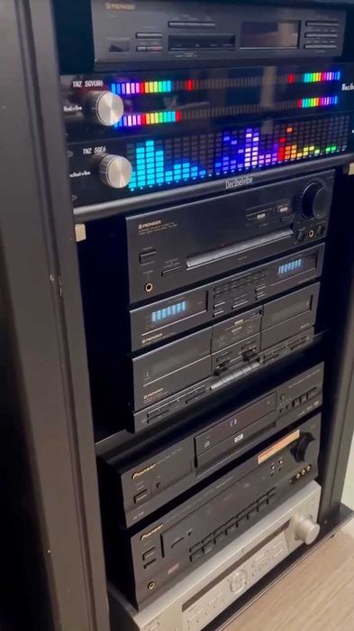 Цифров еквалайзер Smart Technology J3108, 31-лентов цветен дисплей