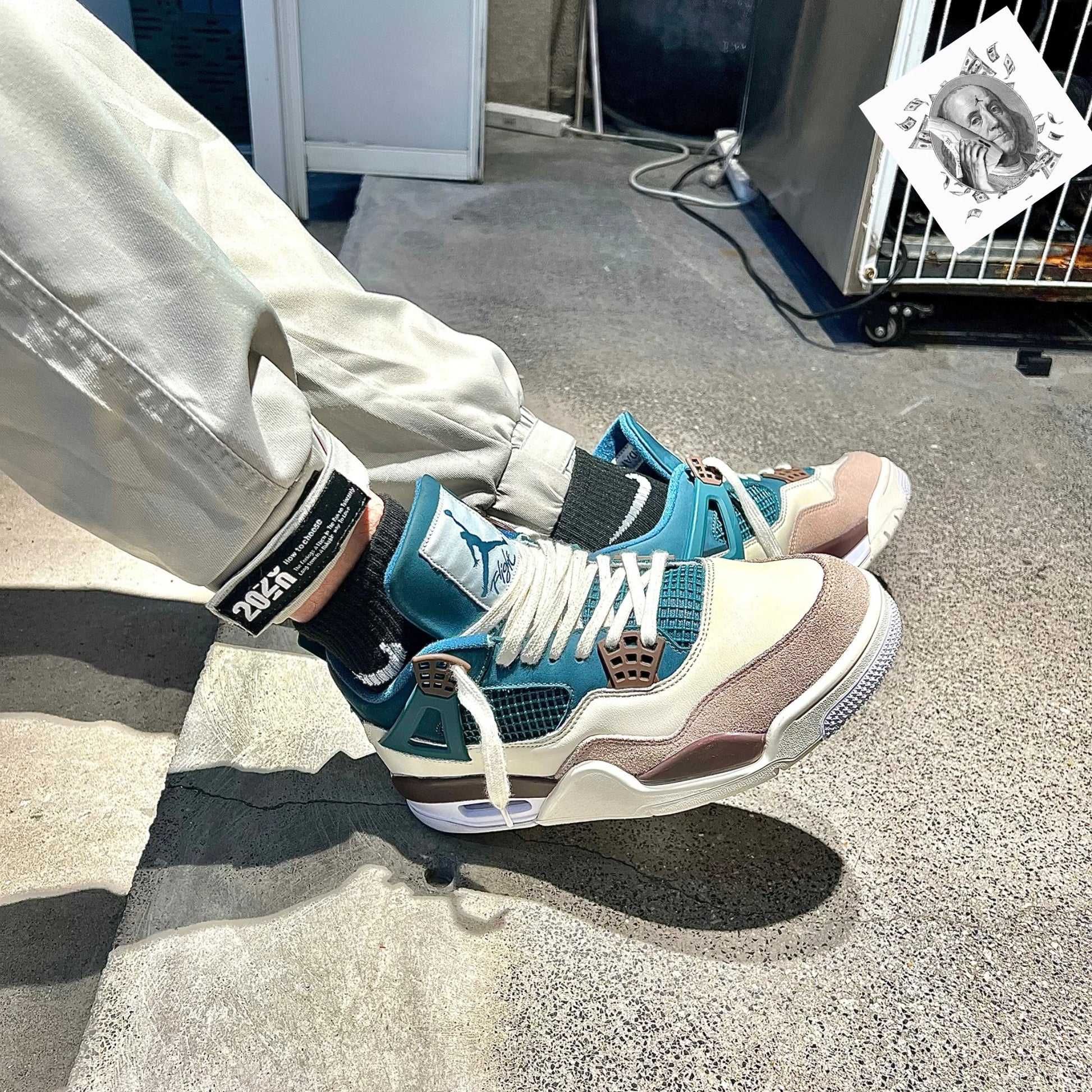 AIR JORDAN 4 Snorlax ,OFERTA !Cumperi 2 perechi-->CADOU tricou CAVALLI