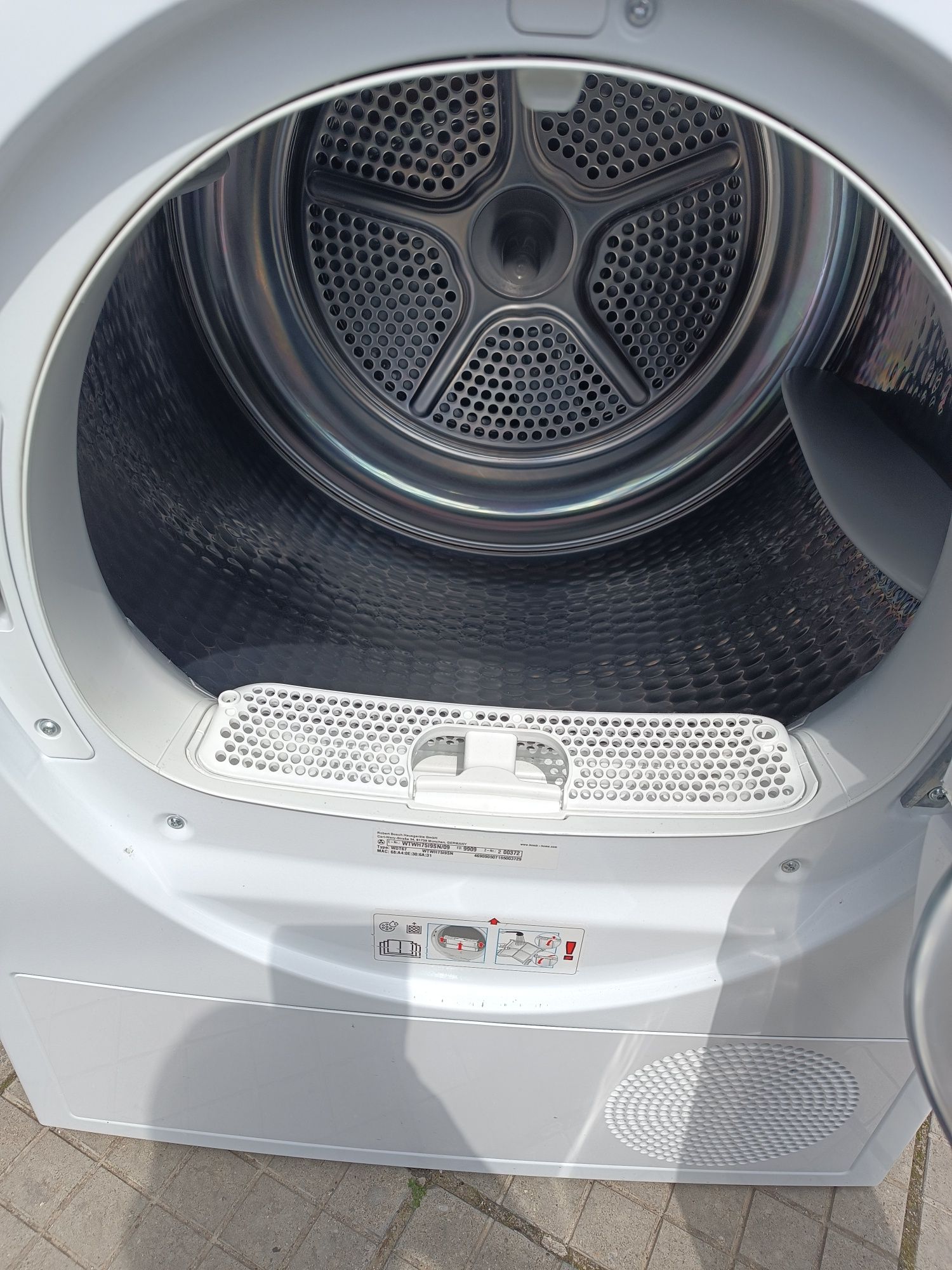 Сушилня bosch серия 8 WiFi