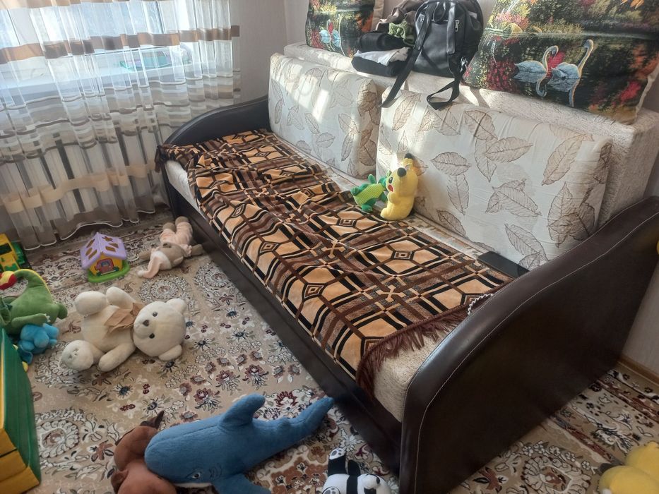 Диван  раздвижной