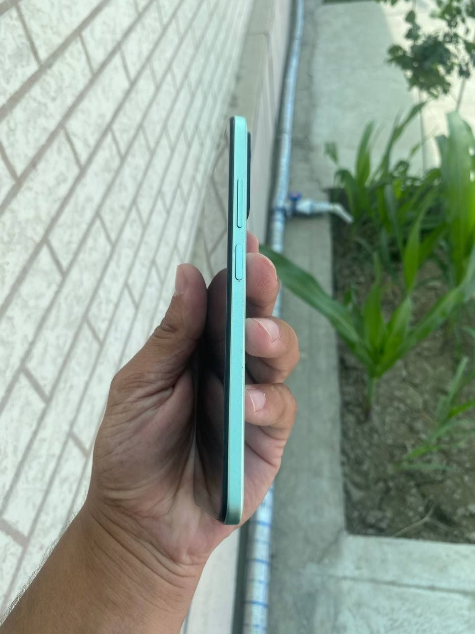Xiami note 12s sotiladi holati òta idial pamit 8+8 256 ochilmagan