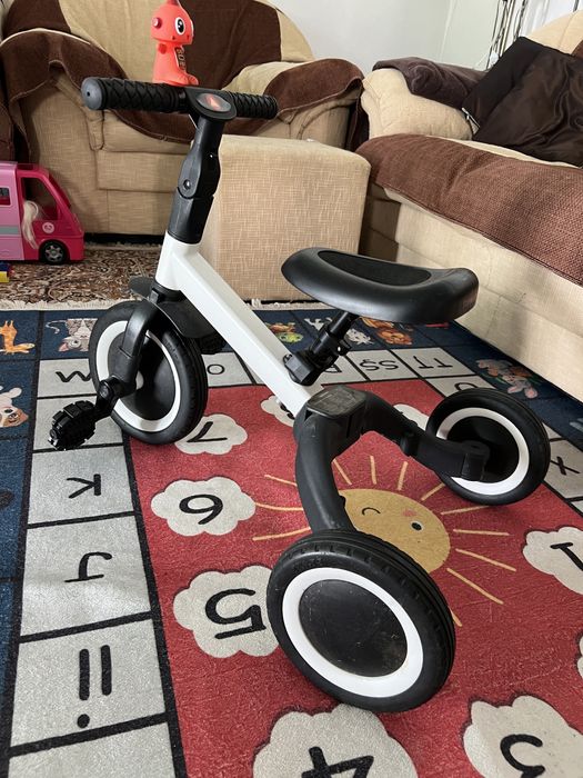 Tricicleta 4 in 1 Topmark Kaia