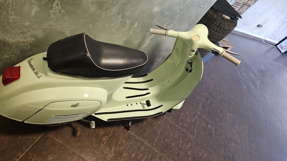 Vespa piaggio 50 special