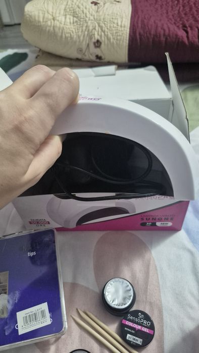 Kit unghii utilizat de 2 ori