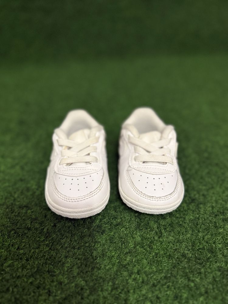 Детски ОРИГИНАЛНИ маратонки Nike Force 1