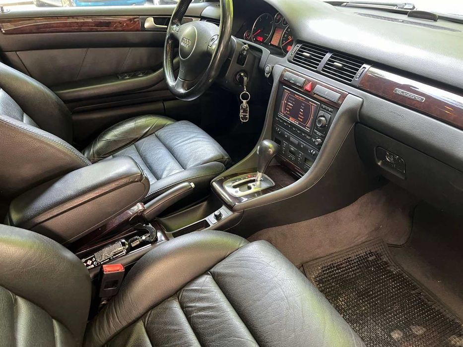 Audi A6 C5 Avant Quattro, комби, 2005г.