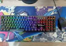 Bloody B810r на механических свечах