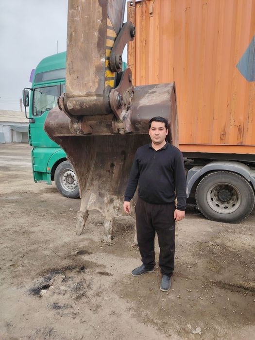 Экскаватор волво сдаётся или продаётся  2,5 кубовый