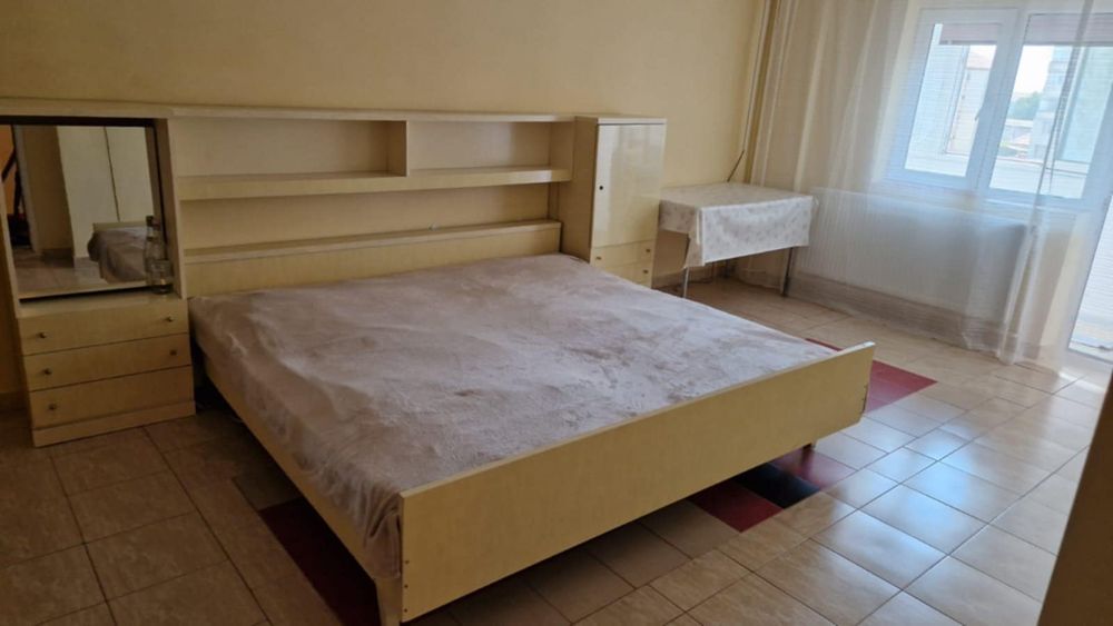 Închiriez garsoniera confort I