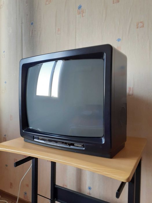 телевизор orion 20 инча