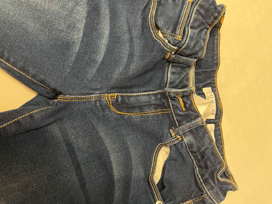 Детски дънки Guess