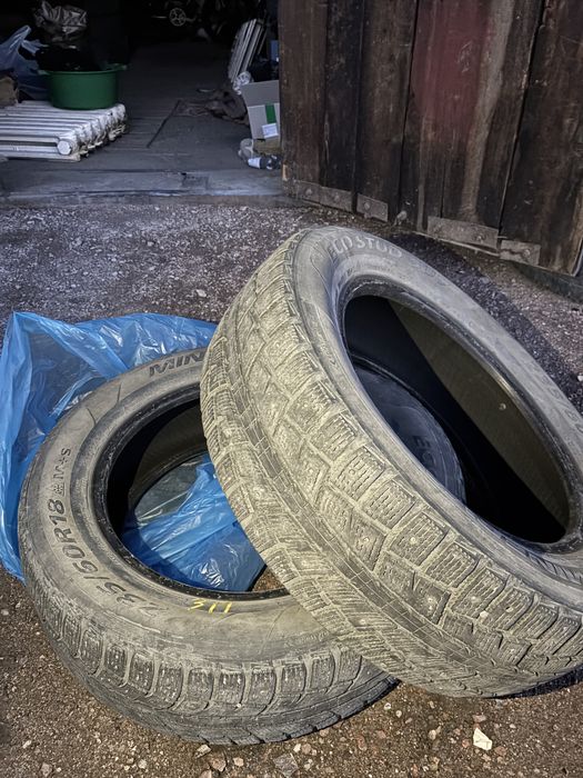 Зимние шины 235/60 R18 – хорошее состояние!