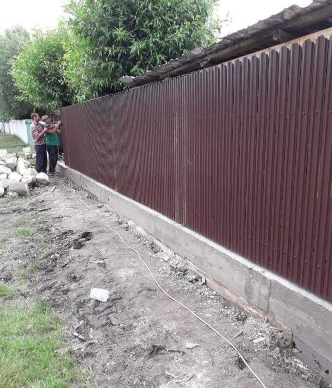 Construim garduri și porți exact după cerințele dumneavoastră (cu sau