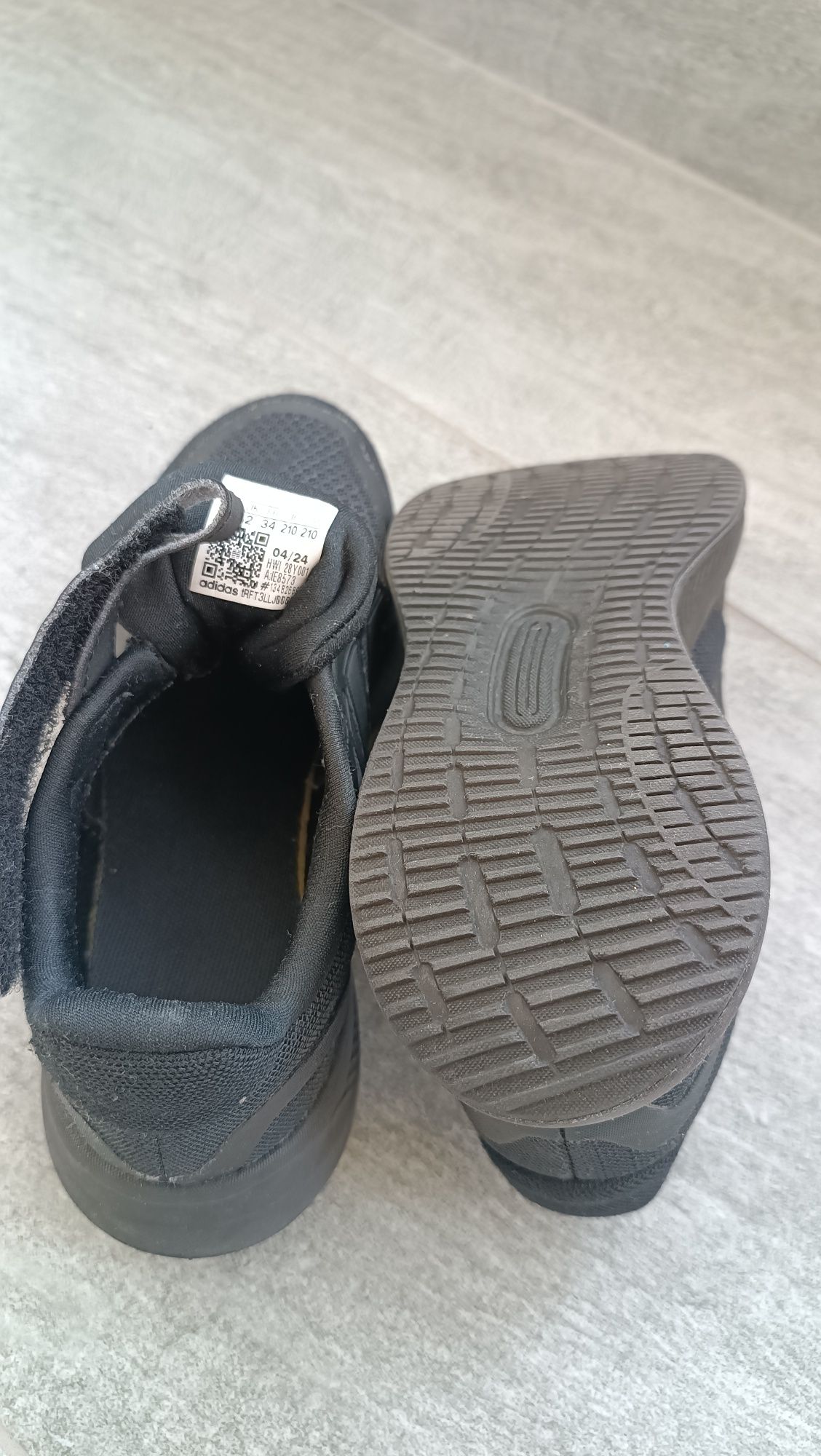 ADIDAS Детски маратонки 34 номер