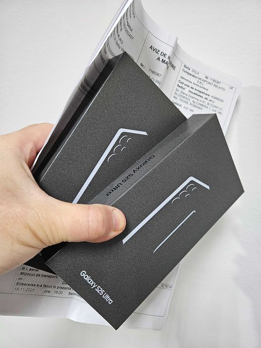 Samsung Galaxy S25 ultra 512 Gb nou la cutie 2 ani Garantie.