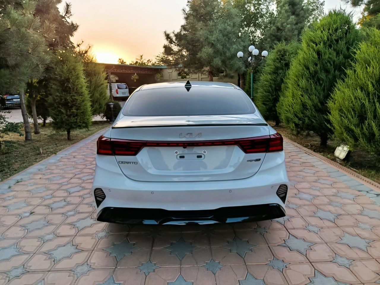 Kia CERATO 2024! 2 Litr Fulli. Rasmiy Salondan 433 mln olingan