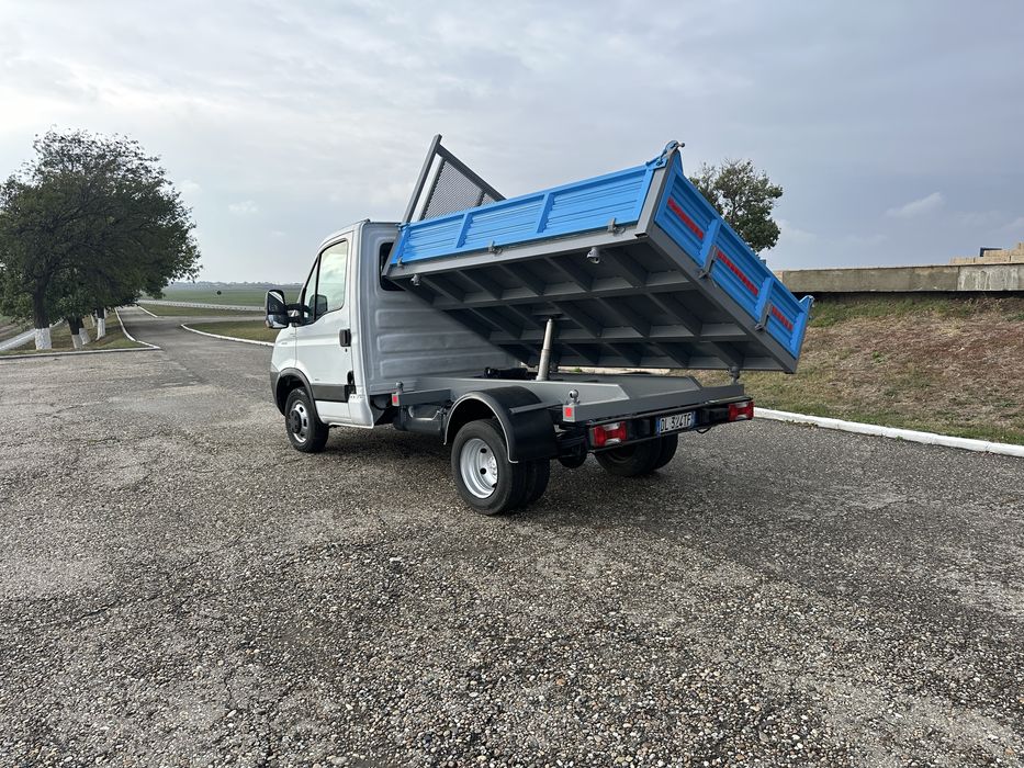 Iveco 35c15 basculabil