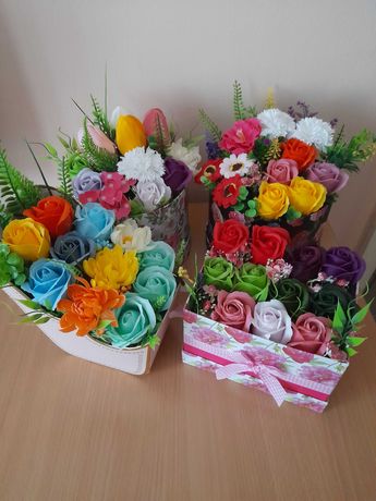 Големи кутии със сапунени цветя