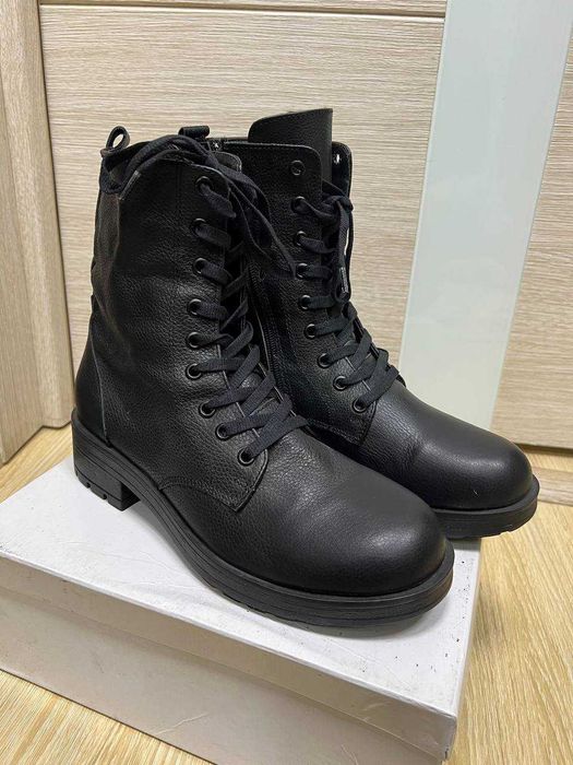 Женская обувь ботинки