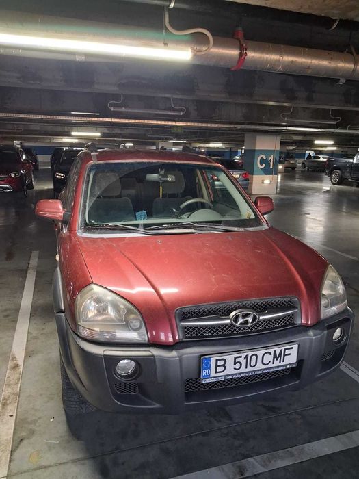 Vand Hyundai Tucson 4x4 cu GPL
