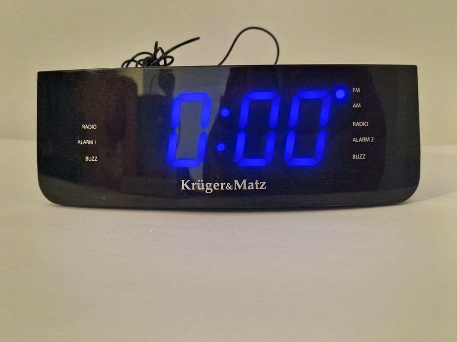 Ceas Kruger Matz KM0813 radio si dubla alarma