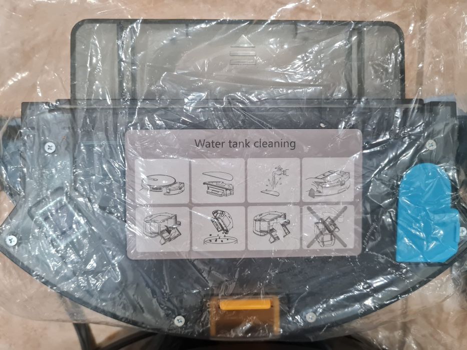 Aspirator robot Liectrolux