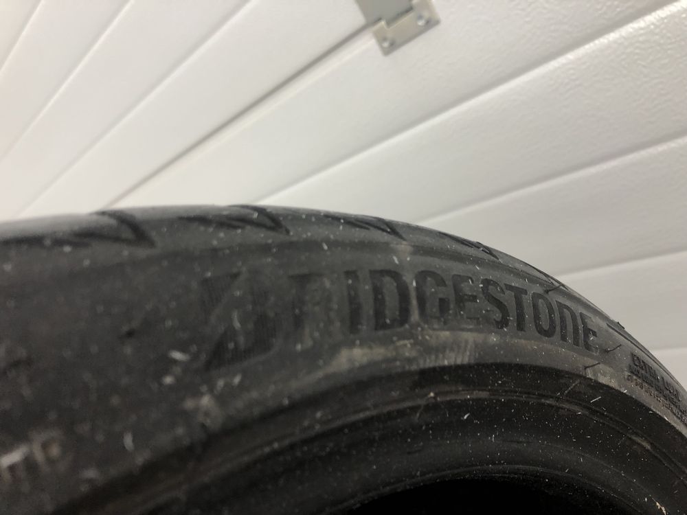 Cauciucuri 235/35/r19 Bridgestone vara 2021