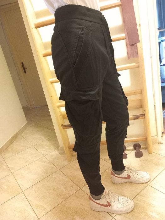 Pantaloni VAGABOND cam noi!