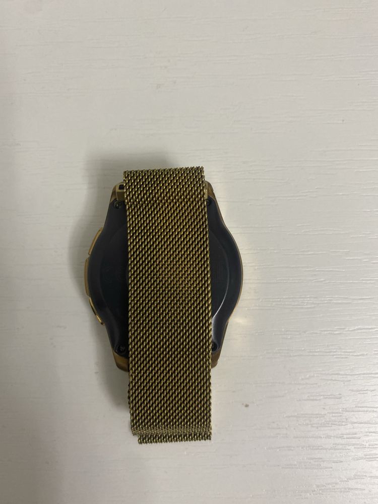 Galaxy Watch 42 мм SM‑R810, всё работает, 25 000 ₸ с торгом