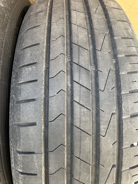 Vand 4 anvelope  pt. SUV 215x65x17 de vara Hankook pret 200 lei/ buc