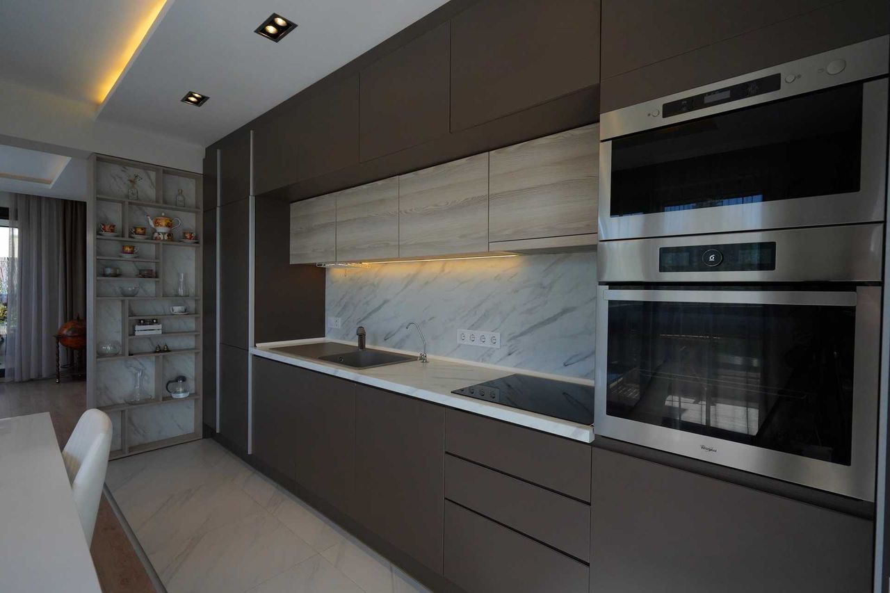 Продава се Многостаен апартамент в Варна, Спортна зала - 143 кв.м за 2518 €/кв.м - Снимка #3