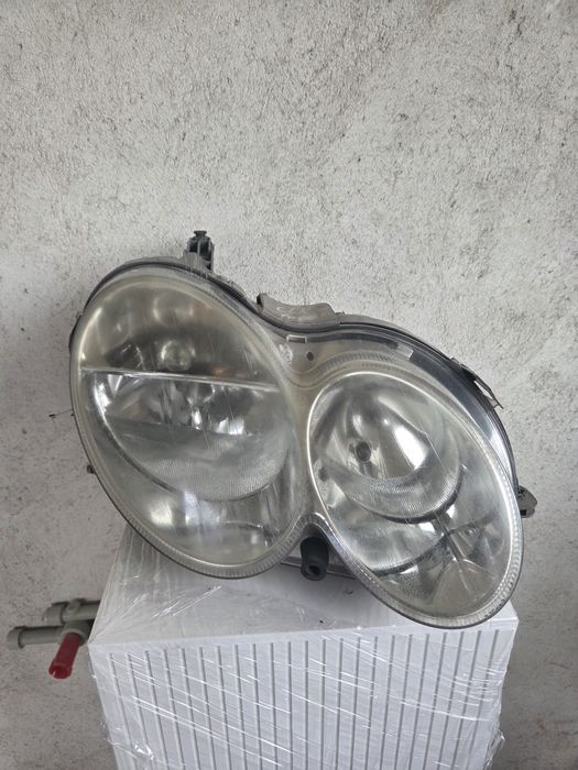 Фарове Мерцедес ЦЛК 2002-09г.