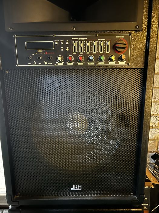 Se vand Boxe Profesionale