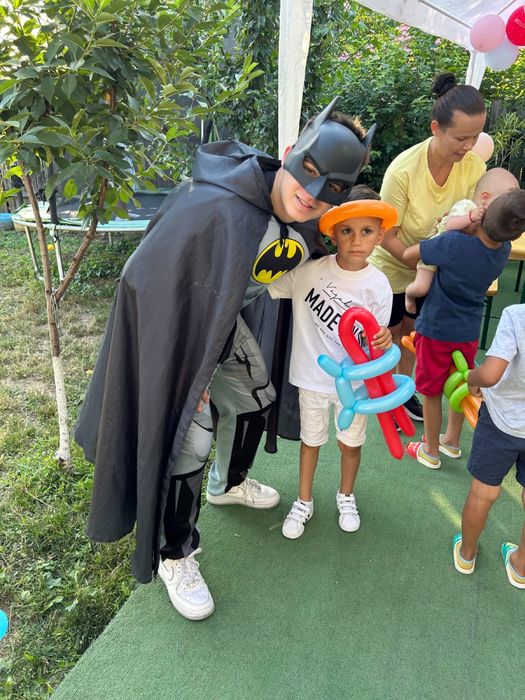 Animatori petreceri copii, Elsa, Wednesday, Mickey, Minnie