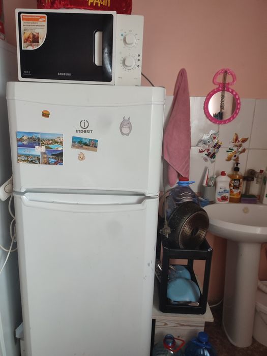 Холодильник+ микроволновая печь самсунг