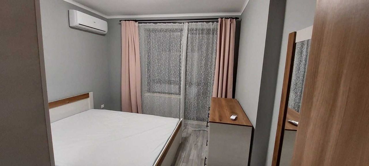 Дава се под наем Двустаен апартамент в София, Студентски град - 70 кв.м за 438.6 € - Снимка #1