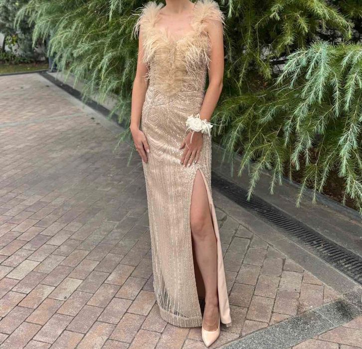 Дълга официална рокля