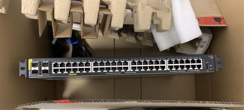 Switch JL675A - Aruba 6100 Series 48G Class4 PoE 4SFP+ 370W