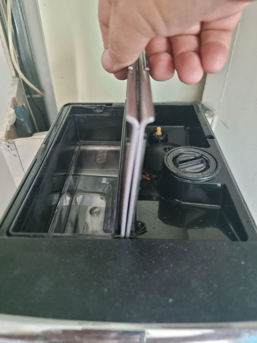 Vand saeco picobaristo  philips modelul de inox Complet