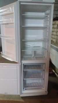 Продам холодильник INDEZIT