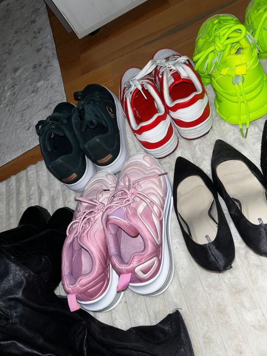 Чисто нови обувки на цена между 30-50 лв