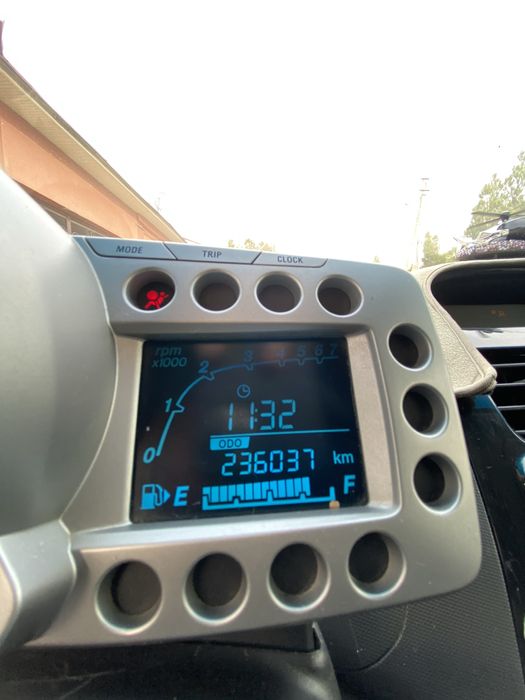 Spark avtomat sotiladi.